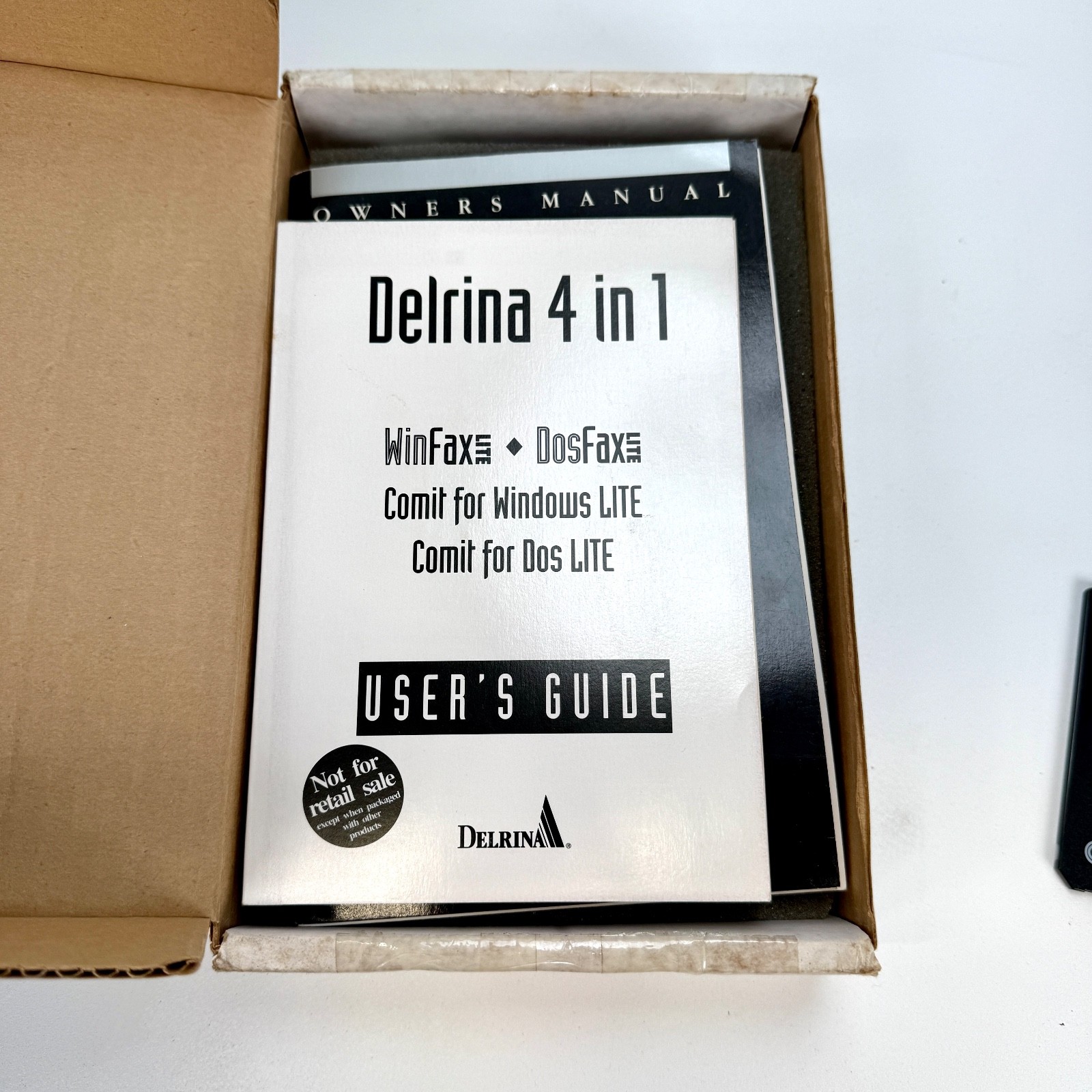 Delrina 4 in 1 WinFax Lite DOSFax Lite Users Guide Version 3.0 Vintage Computing