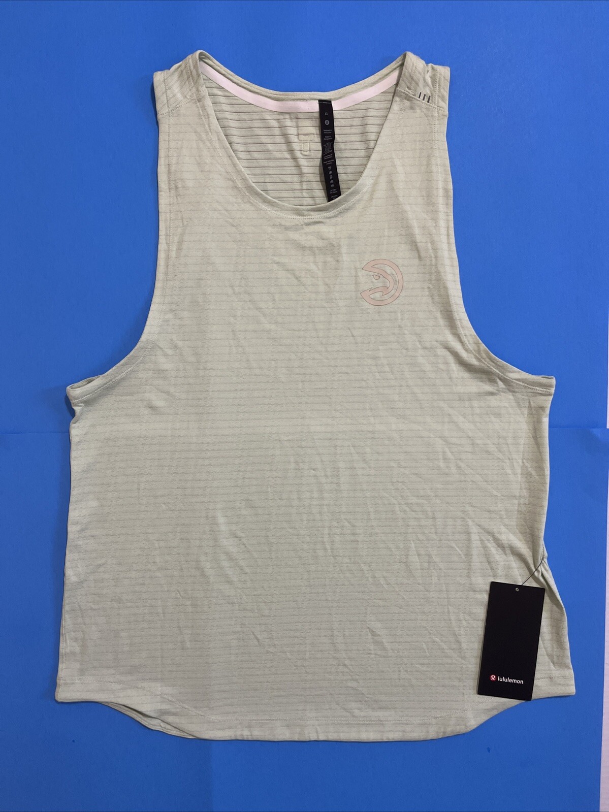 LULULEMON License To Train Tank Top Men's Size XL Light Green Mesh Strips NWT
