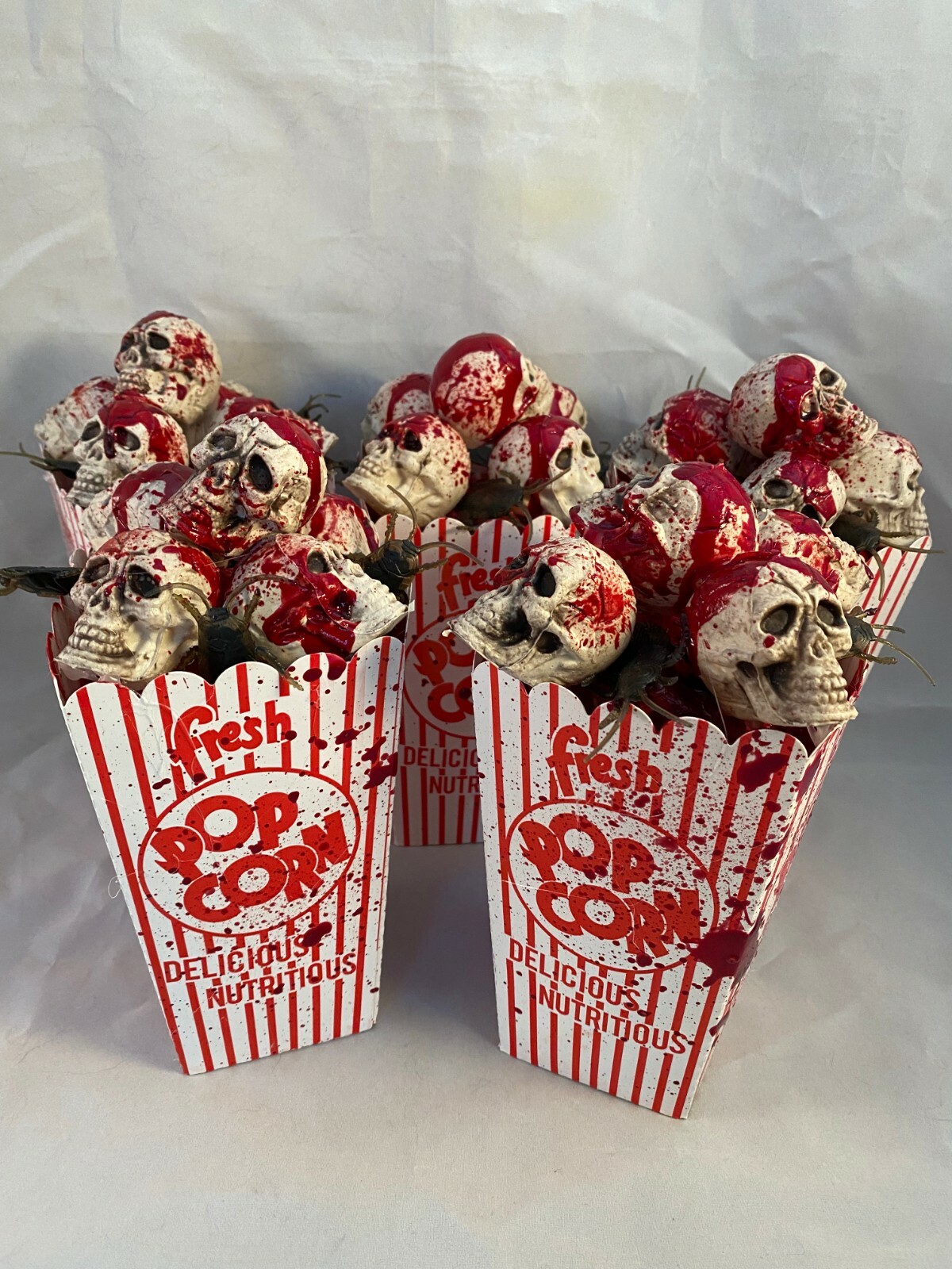 Bloody Popcorn Halloween Prop Horror Carnival Movie Cockroach Skull New