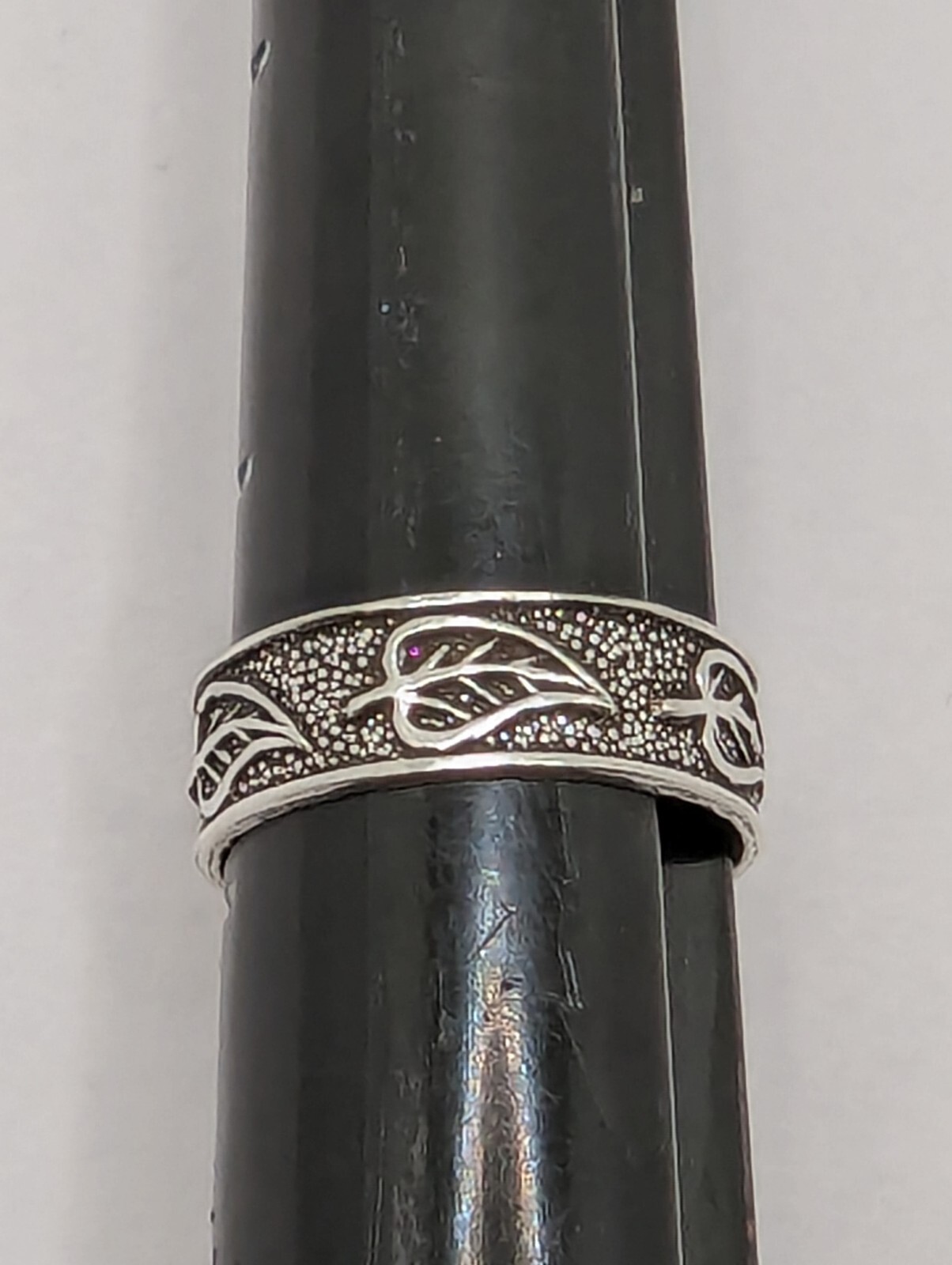 Sterling Silver Toe Ring Leaf Design. Nature Theme. Adjustable Size. 925 Silver.
