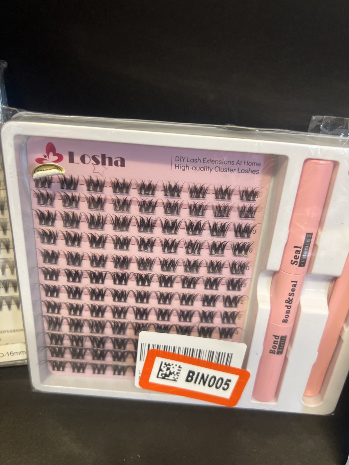 False Eyelashes Lot: 4 Packs