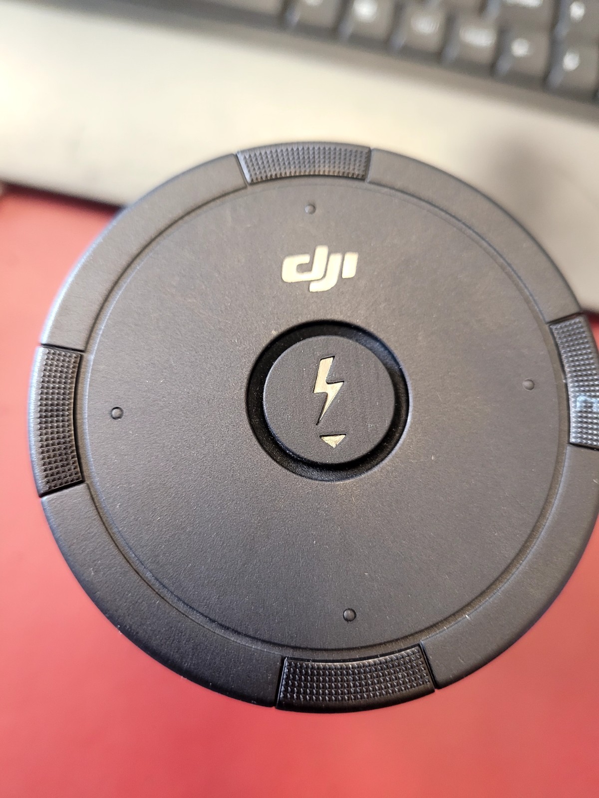 OEM DJI INSPIRE 2 CHARGING HUB  IN2CH DRONE BATTERY POWER MANAGER  26.1v 6.9A