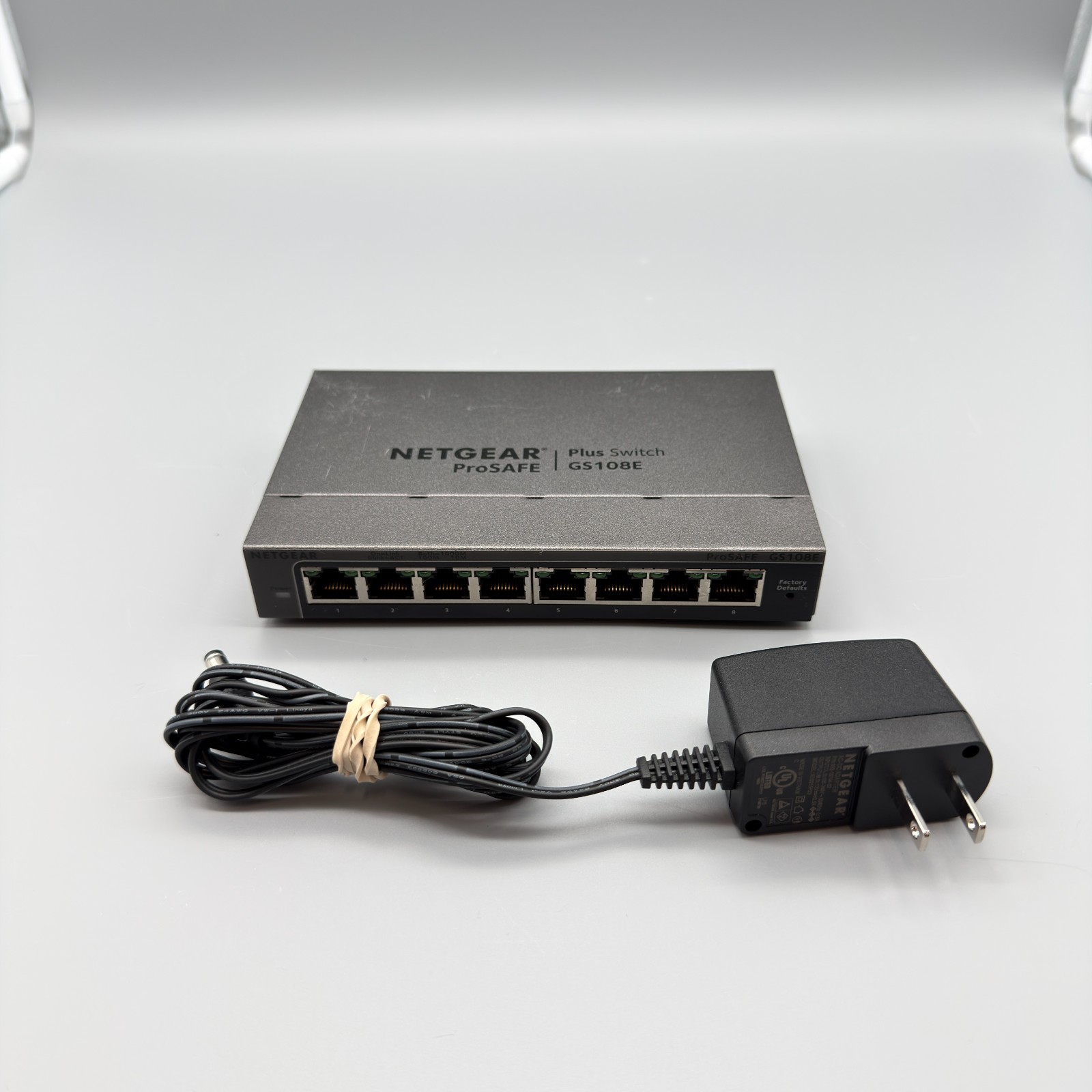NETGEAR ProSAFE GS108Ev3 8-Port Gigabit Ethernet Plus Switch