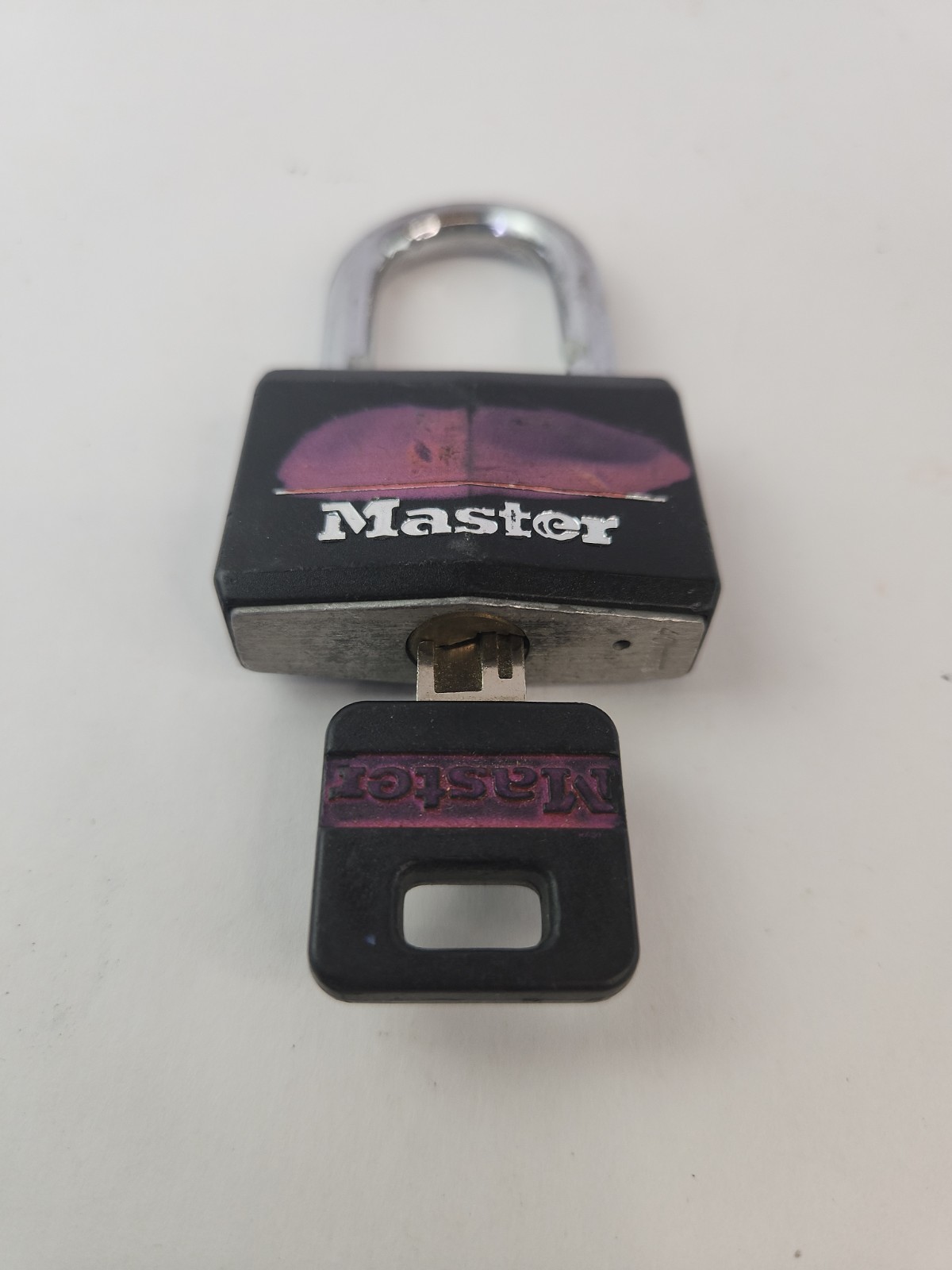 Master Lock Keyed Padlock Black for outdoors three locks One Key Opens All Set 4