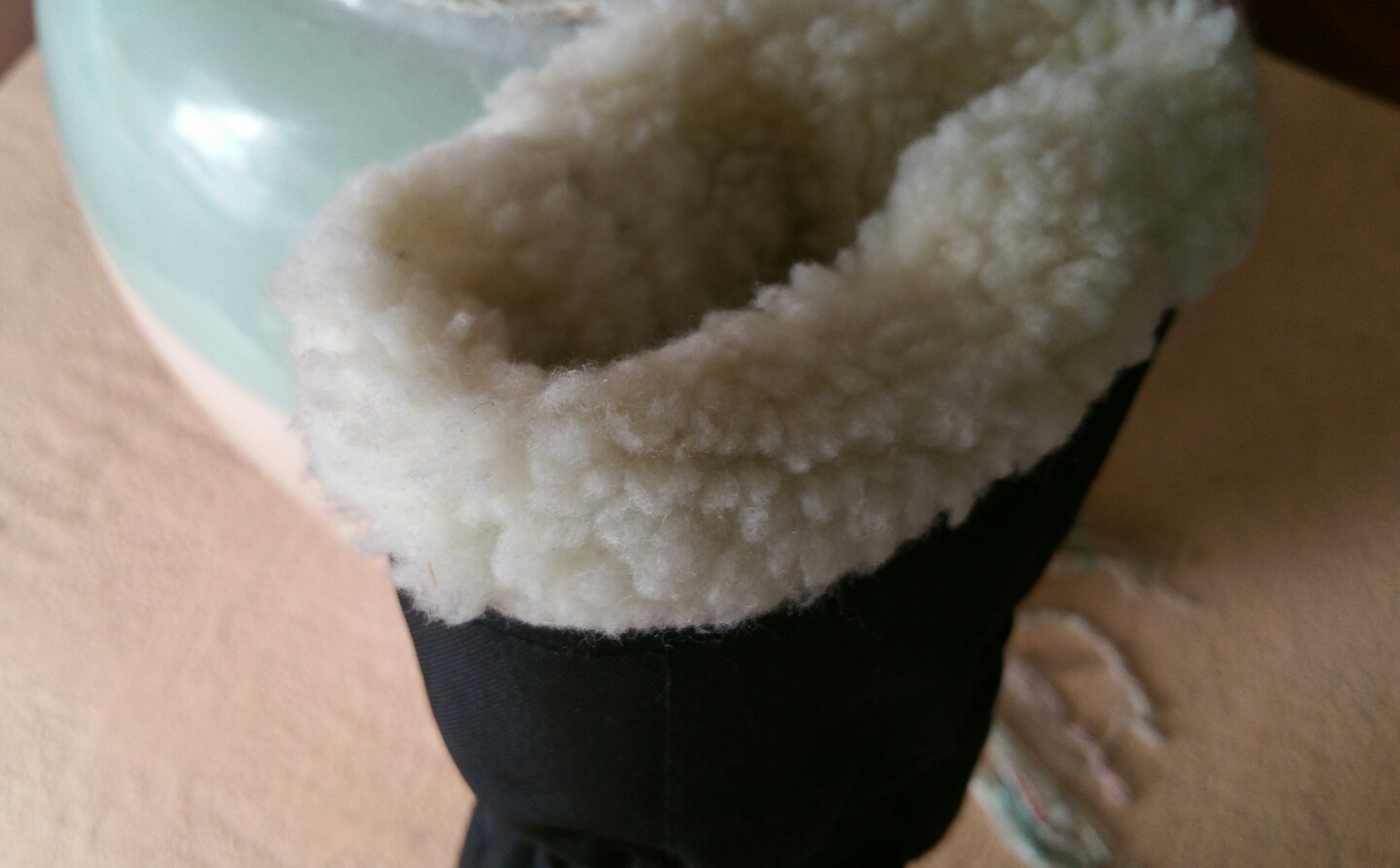 Ice Scraper with Mitten Insulated New Black Attached Durable Blade One Size