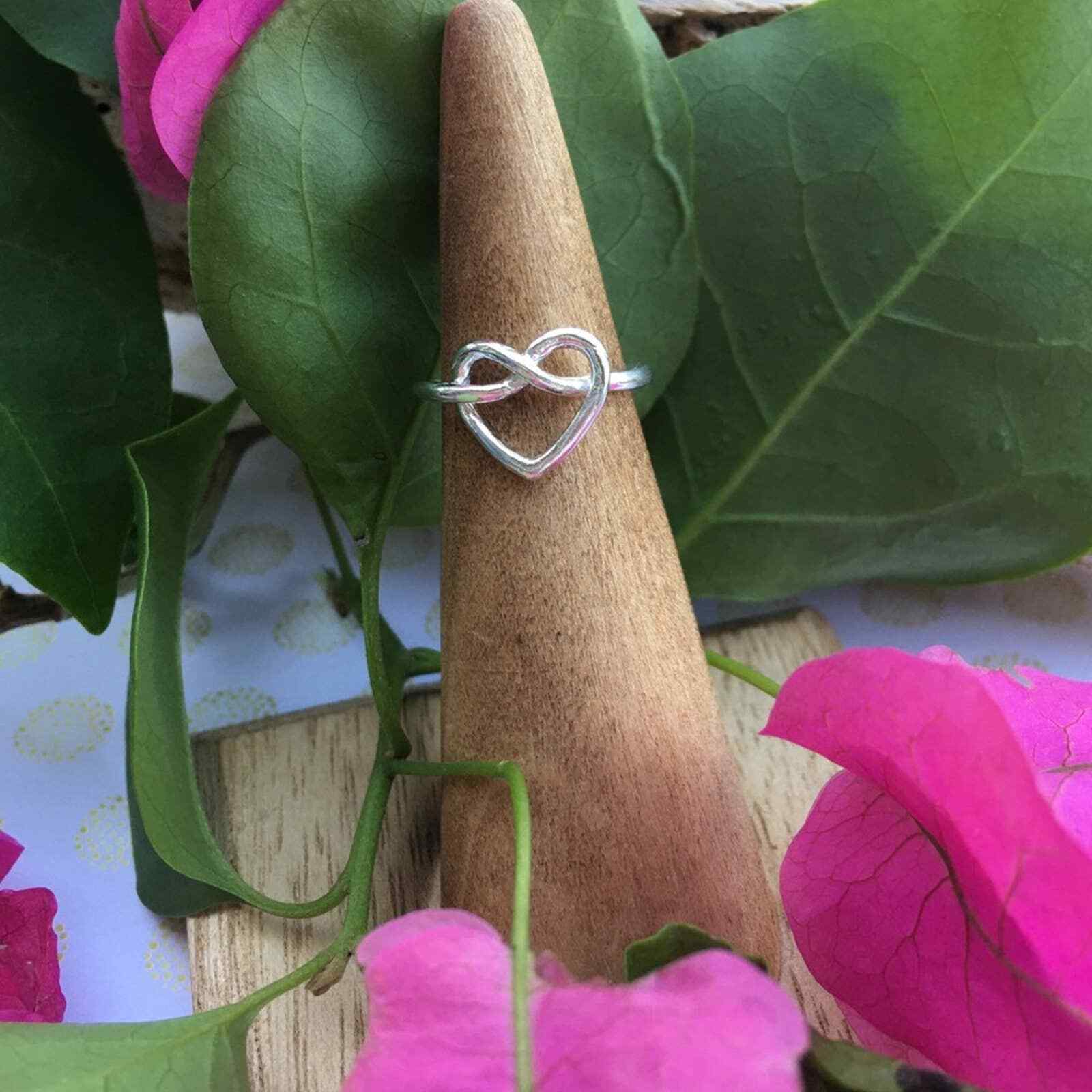 Sterling Silver Pretzel Heart Toe Ring