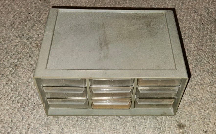 Vintage Akro Mils 10-109 9 Drawer Storage Bins Nuts Bolts Grey Small Clear