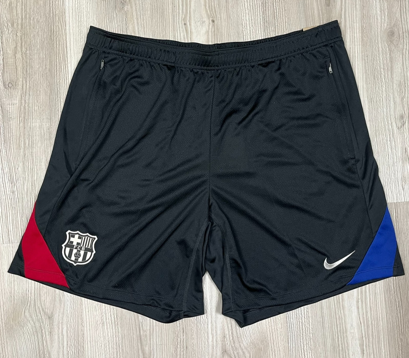 FC Barcelona Authentic Home Dri-Fit ADV Soccer Shorts FN9389-010 Men Size 2XL