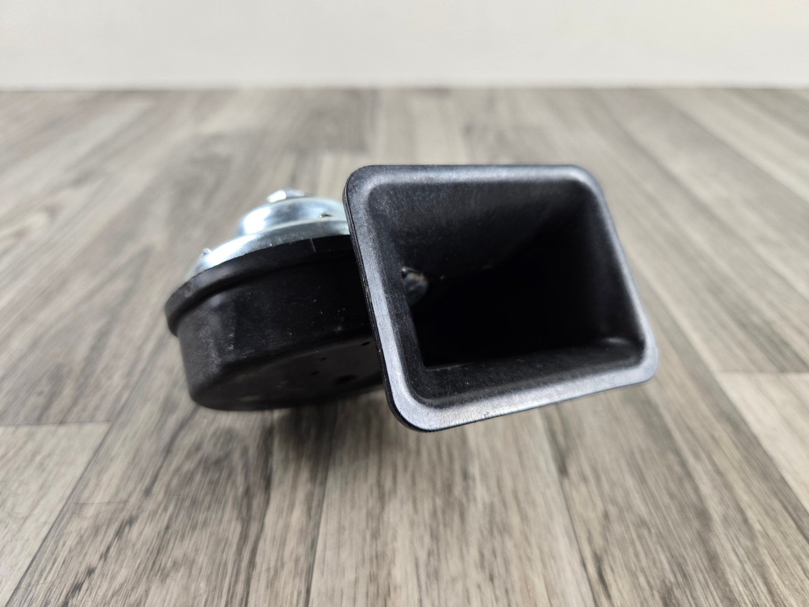 MAZDA CX-5 2024 ER Horn Siren E911004095 OEM