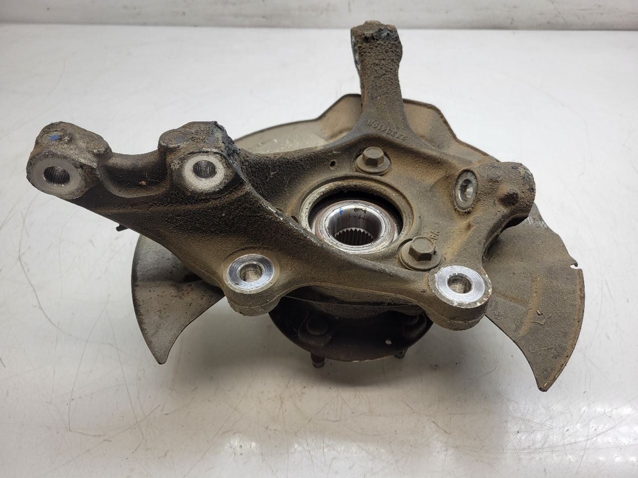 16 17 18 19 20 21 22 23 24 2025 Chevrolet Malibu Front Right Spindle 23384198