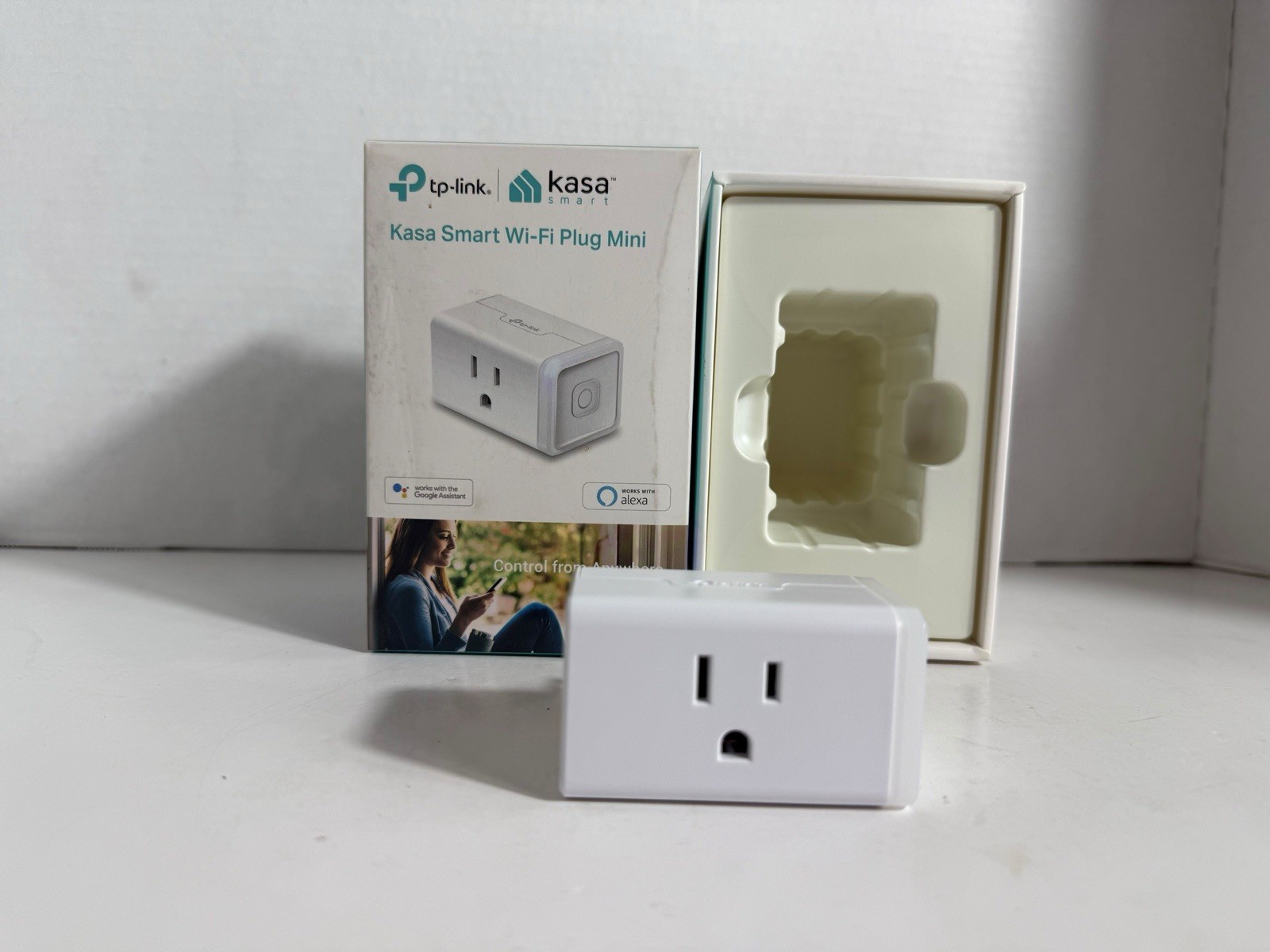 Kasa Smart Wi-Fi Plug Mini - Distressed Box