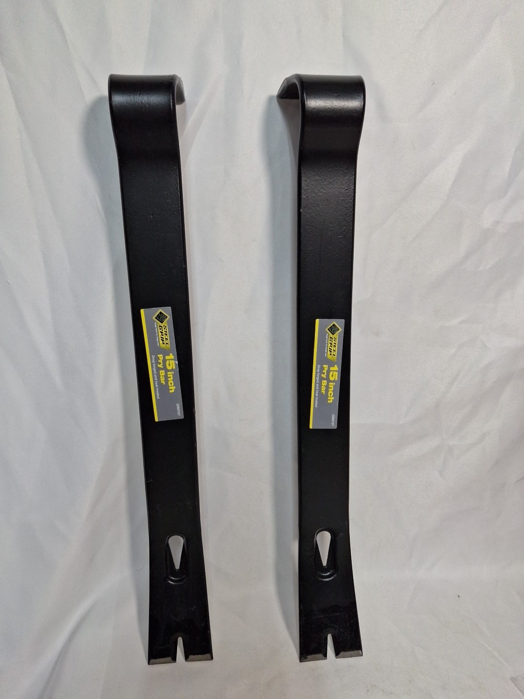 2 Steel Grip Pry Bars. High Carbon Steel . Black . Round 90 Deg 15" #2260107
