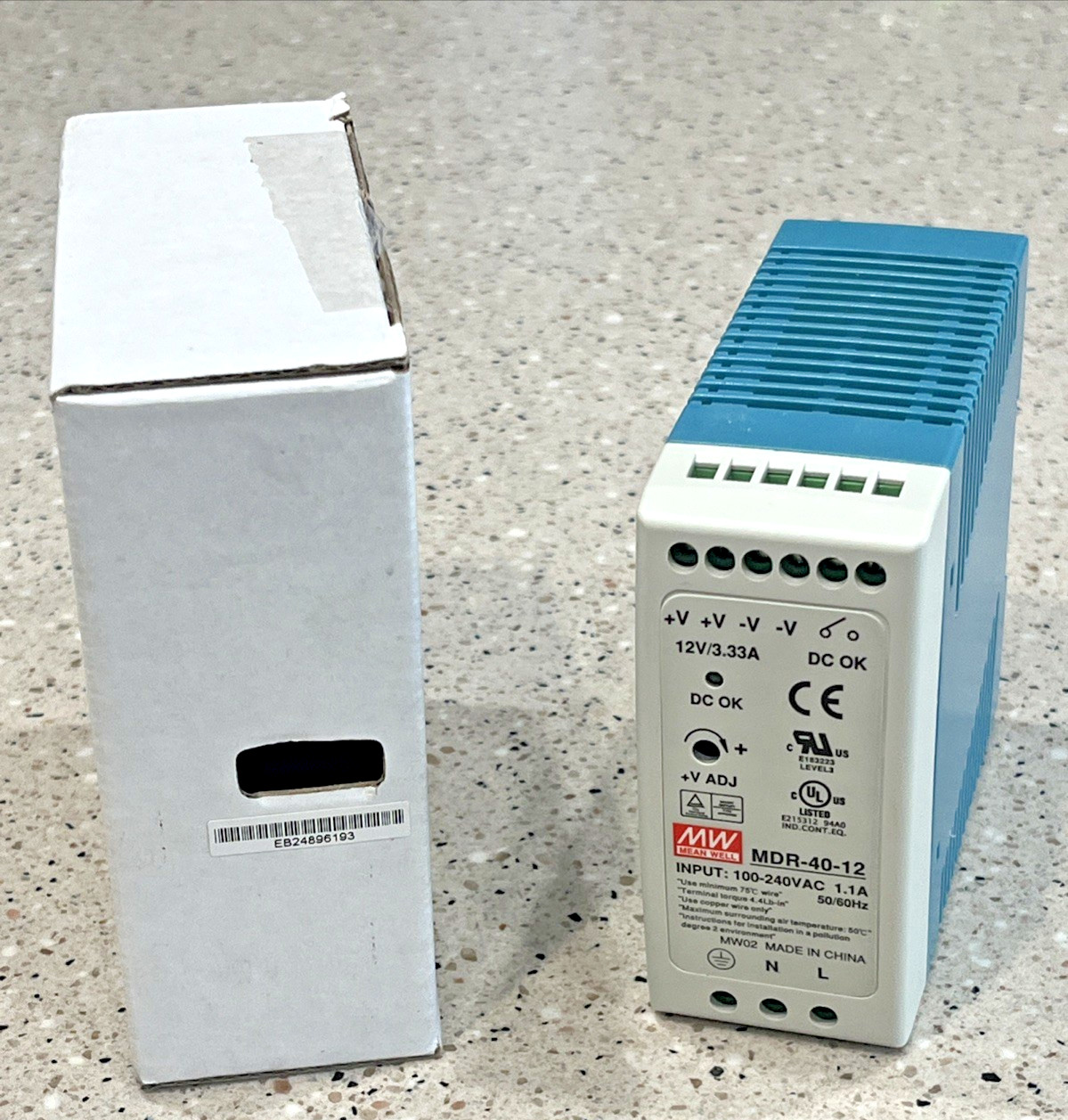 Mean Well  MDR-40-12 AC to DC Din Rail 100-240VAC 12V 40 Watt Power Supply *NEW*