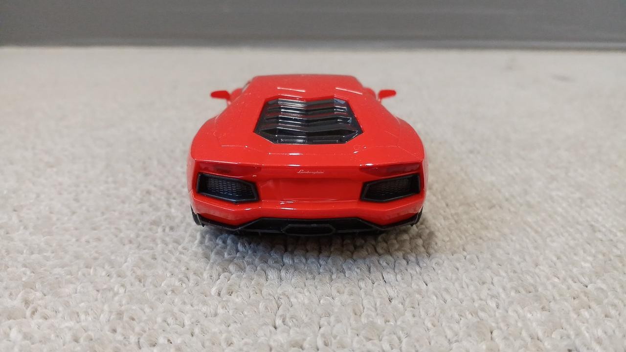 Face Lamborghini Aventador Mouse
