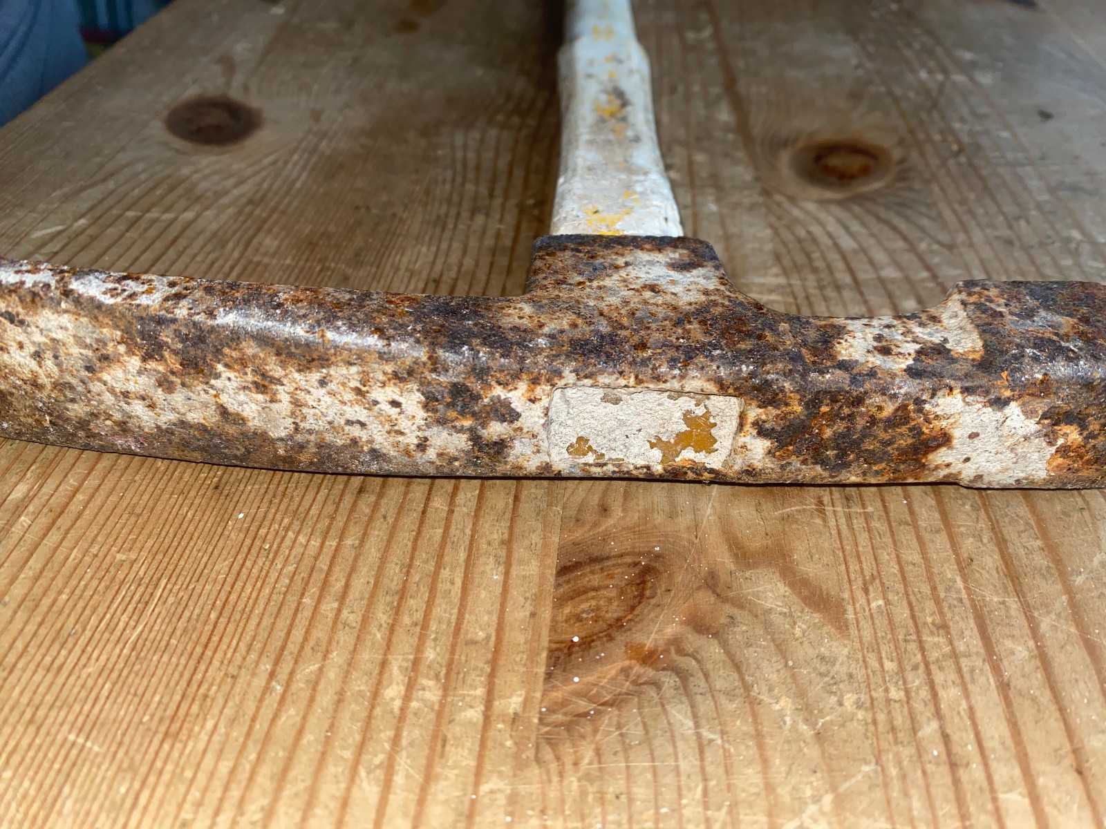 Bricklayer Mason's Hammer With Nylon Grip
