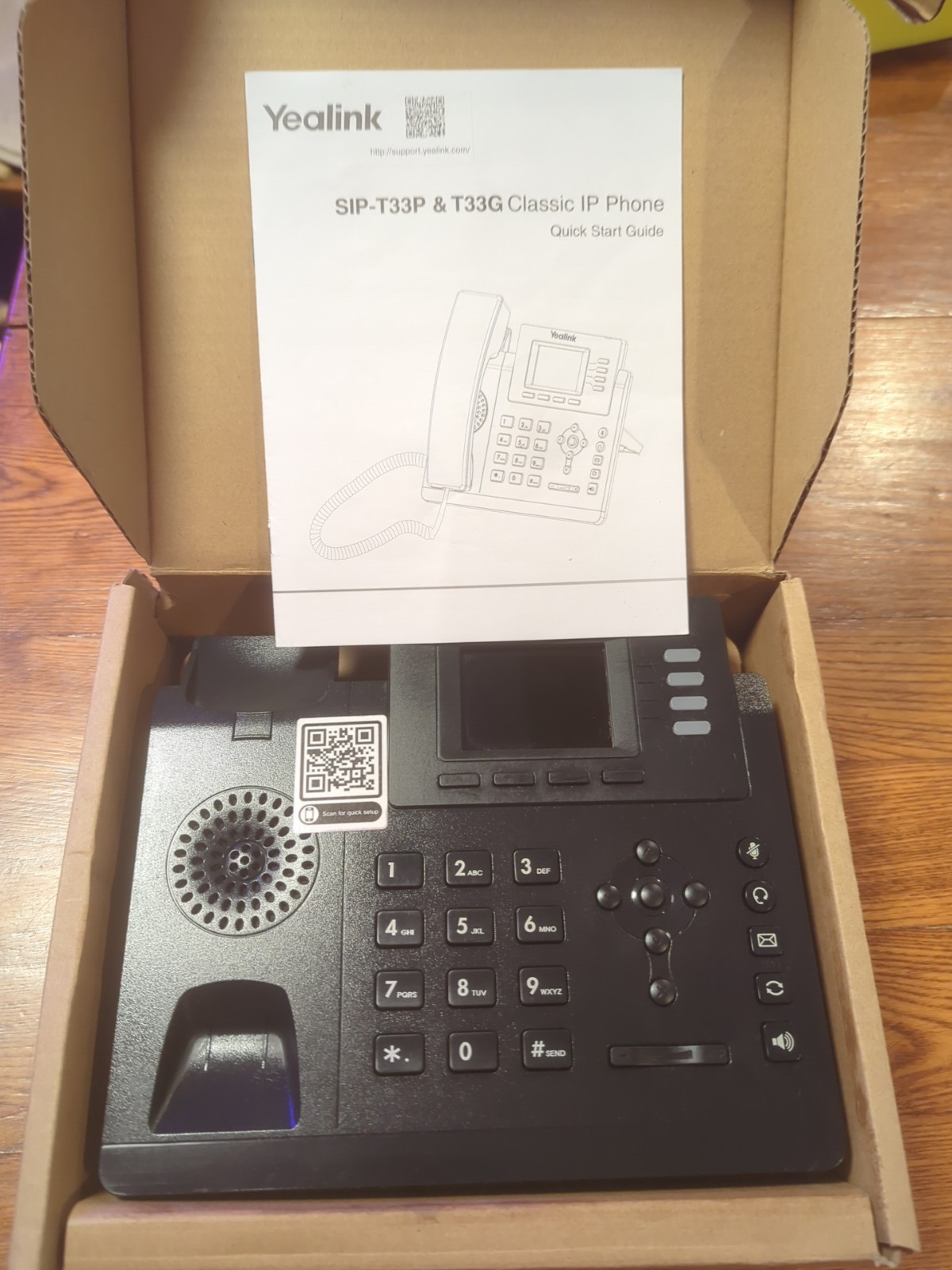 Yealink SIP-T33G 4-Line Classic IP Phone w/ Stand