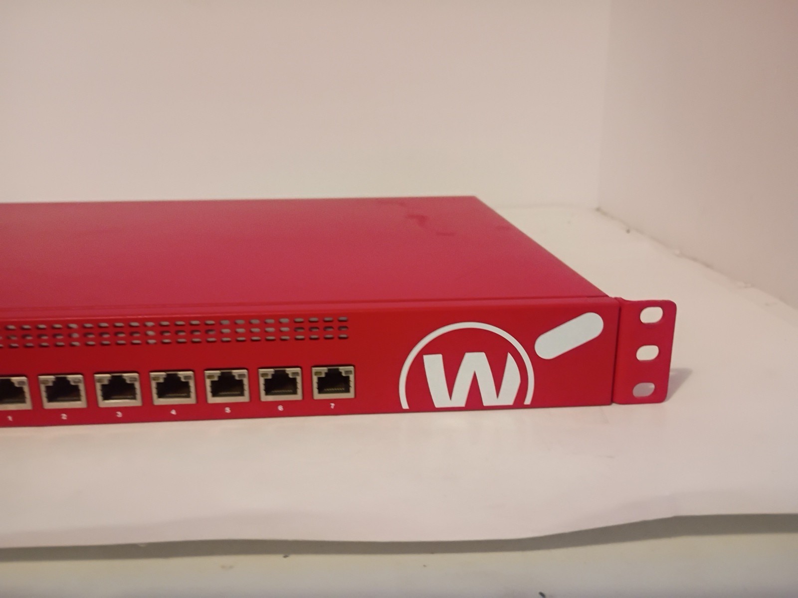 WatchGuard Firebox M270 Security Appliance TL2AE8