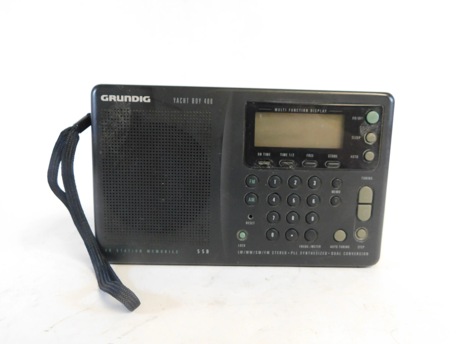 Grundig Yacht Boy 400 AM/FM Shortwave Portable World Radio (nice)