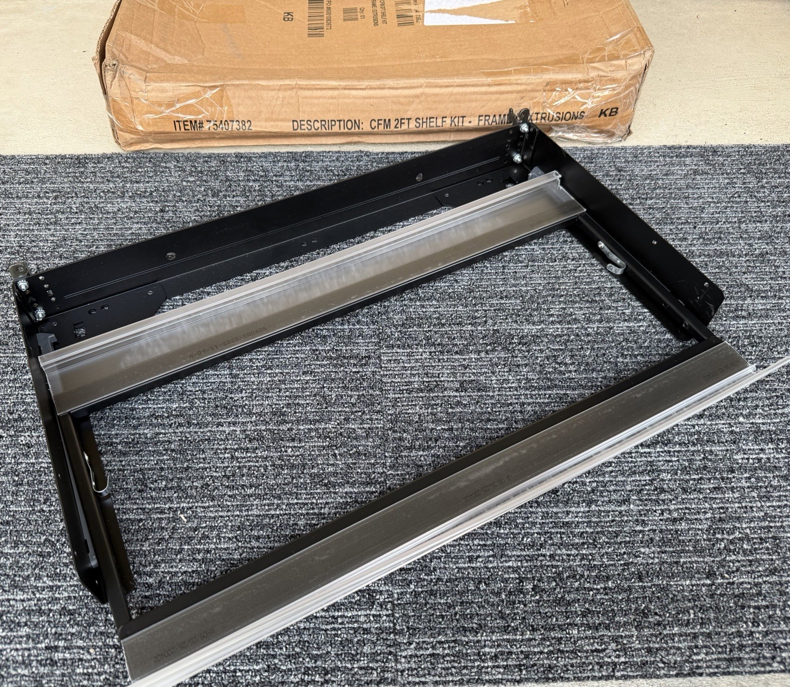 CFM 2FT SHELF KIT FRAME EXTRUSIONS - PACK SHELF FRAME W/SLIDE OUT ONLY!