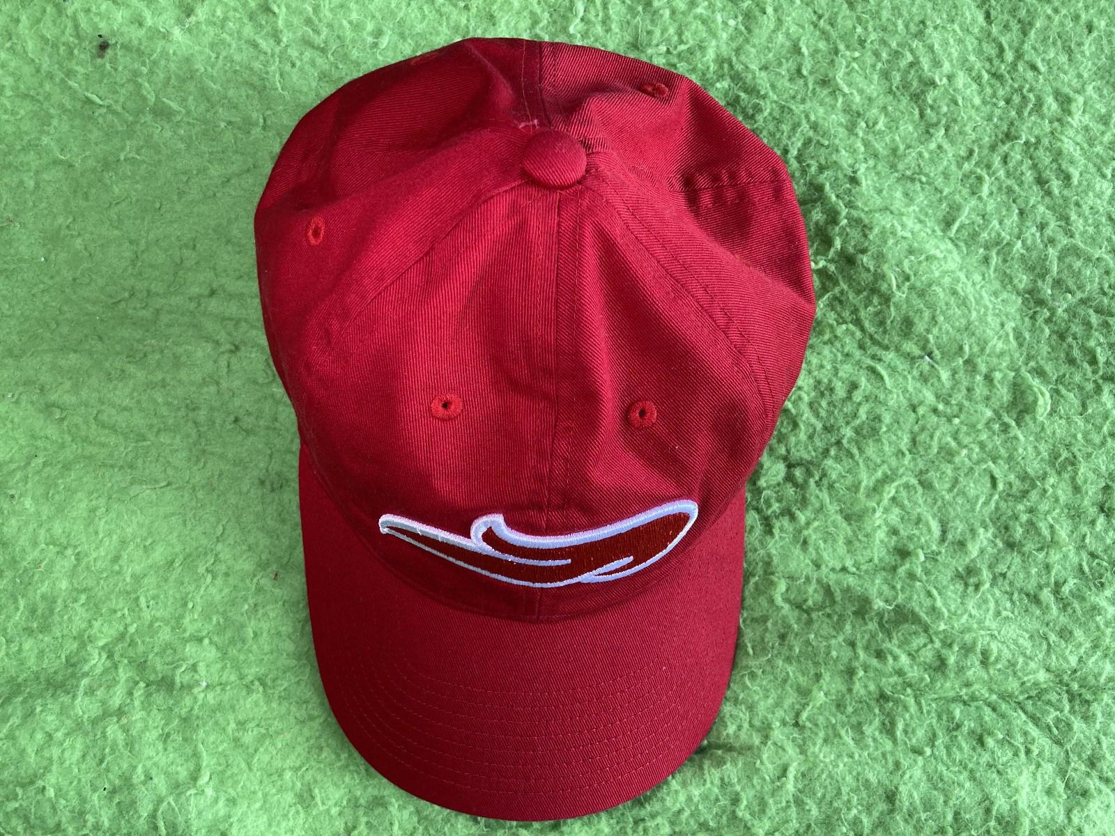 Adidas Adjustable Washed Slouch cap 100% cotton Solid Red with Adidas Logo