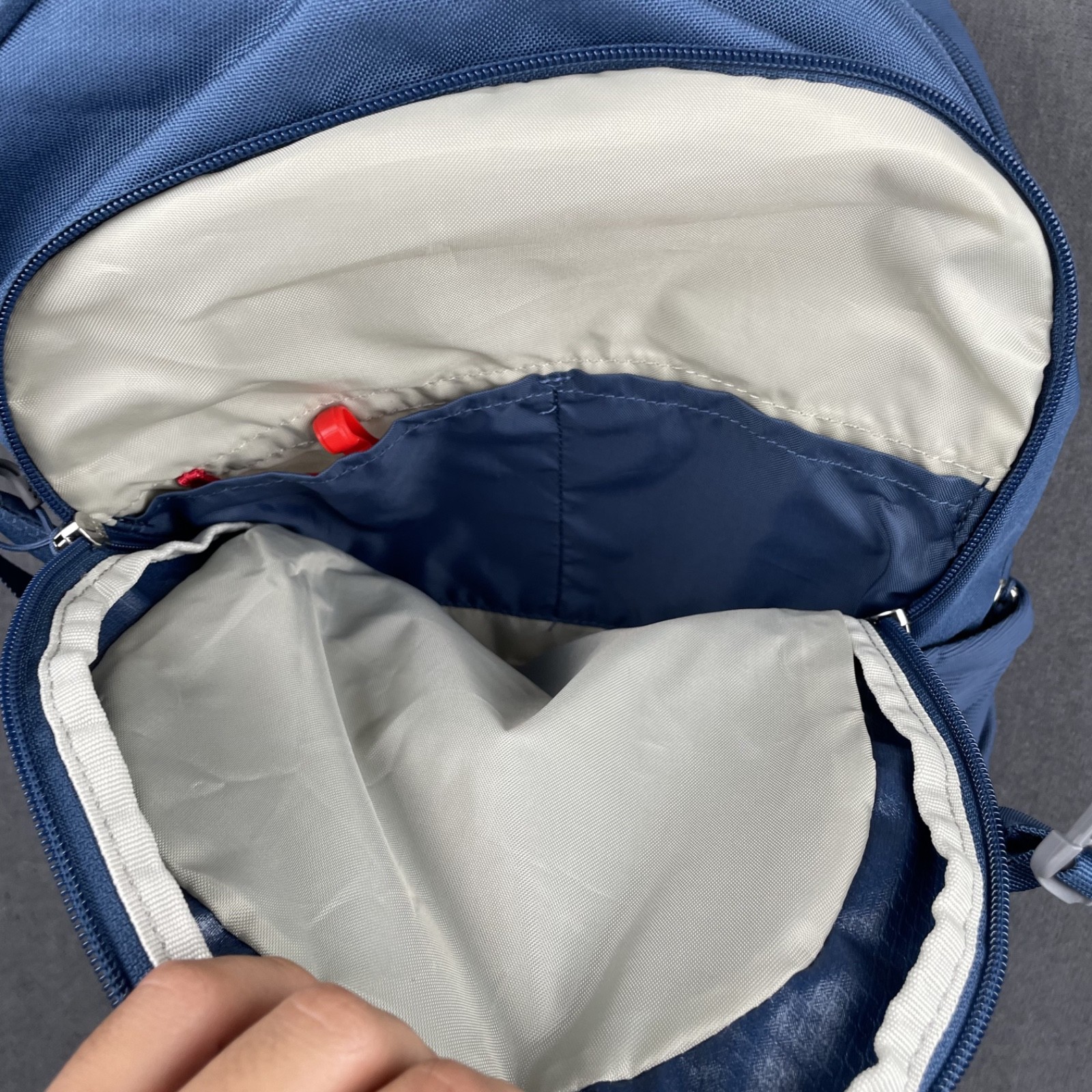 Osprey Daylite Plus Backpack Blue 20L Hiking Travel Daypack Ripstop Laptop