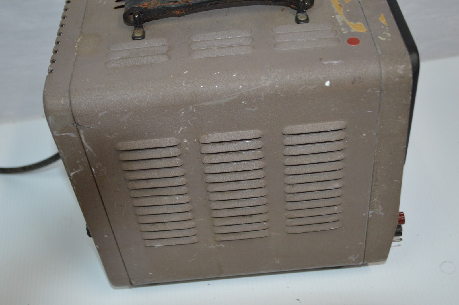 Hewlett Packard model 1051 vacuum tube voltmeter
