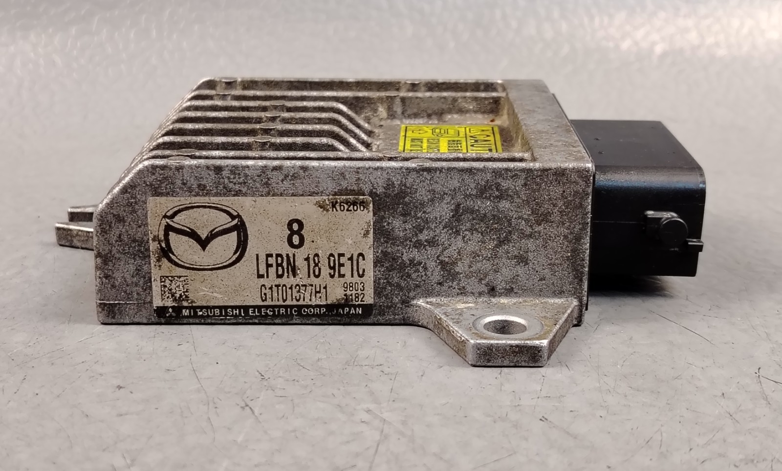 MAZDA AXELA BL 2.0 AT GEARBOX TRANSMISSION CONTROL MODULE TCM TCU LFBN 18 9E1D