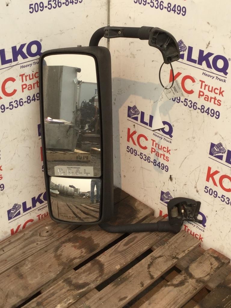 For 2007 VOLVO VNL CAB/DOOR MIRROR Left ,  WA
