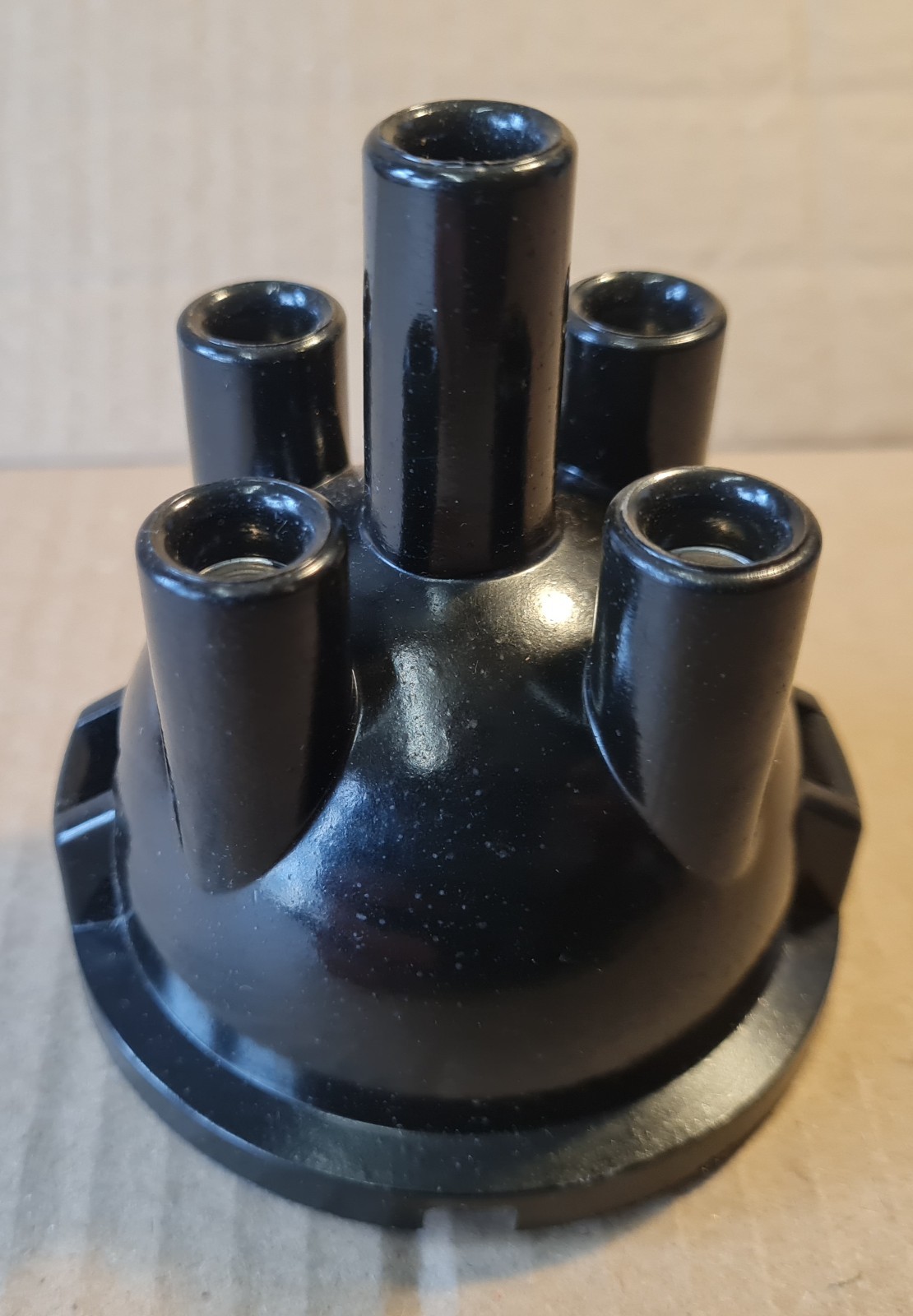 Classic Mini Unipart Distributor Cap 25D4 Top Entry Exit Type GDC103 NOS