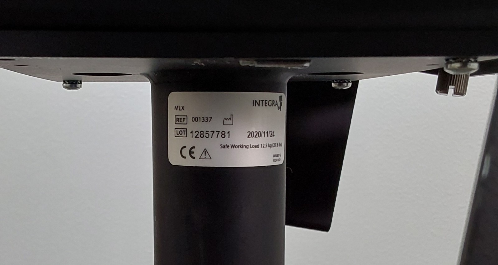 Integra Luxtec MLX Light Source w/ Rolling Stand