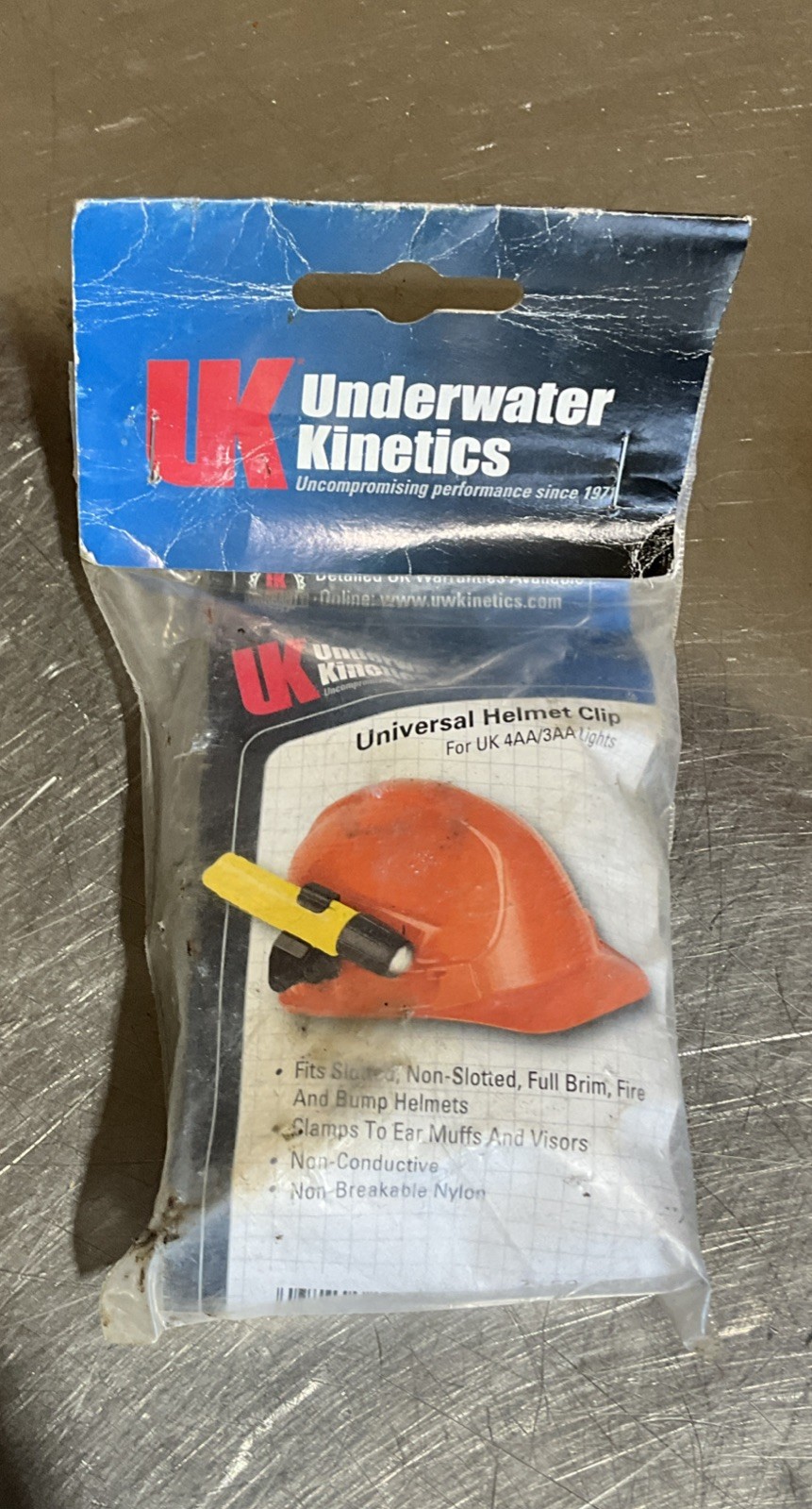 Underwater Kinetics UK 4AA Universal Helmet Mount UPC 032705148190
