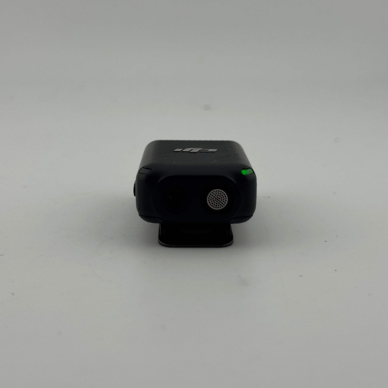 DJI Mic Wireless Lavalier Microphone ASB01 Read