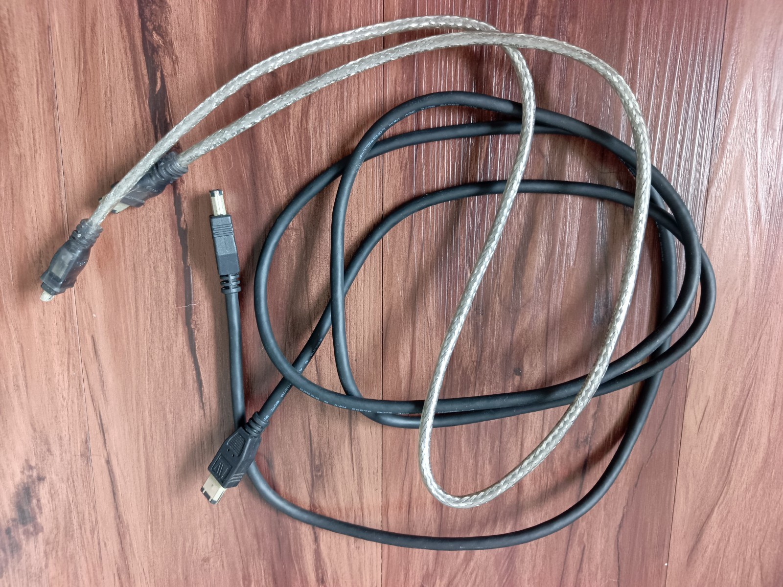 ADS Tech PYRO AV-Link API-550 Analog-to-DV FireWire Converter NTSC/PAL
