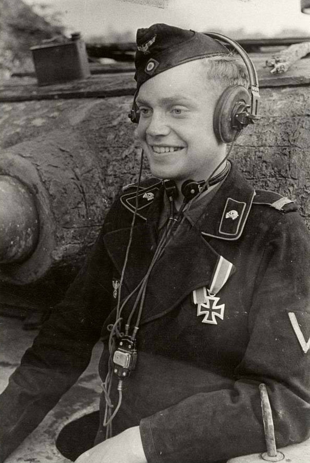 WW2 Photo WWII  German Panther Tank Driver Pzkpfw World War Two Wehrmacht / 2468