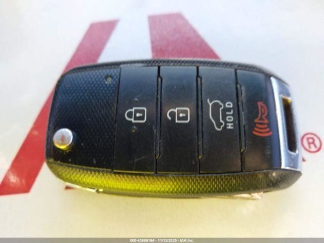 SPORTAGE 2015 Glove Box 4930998