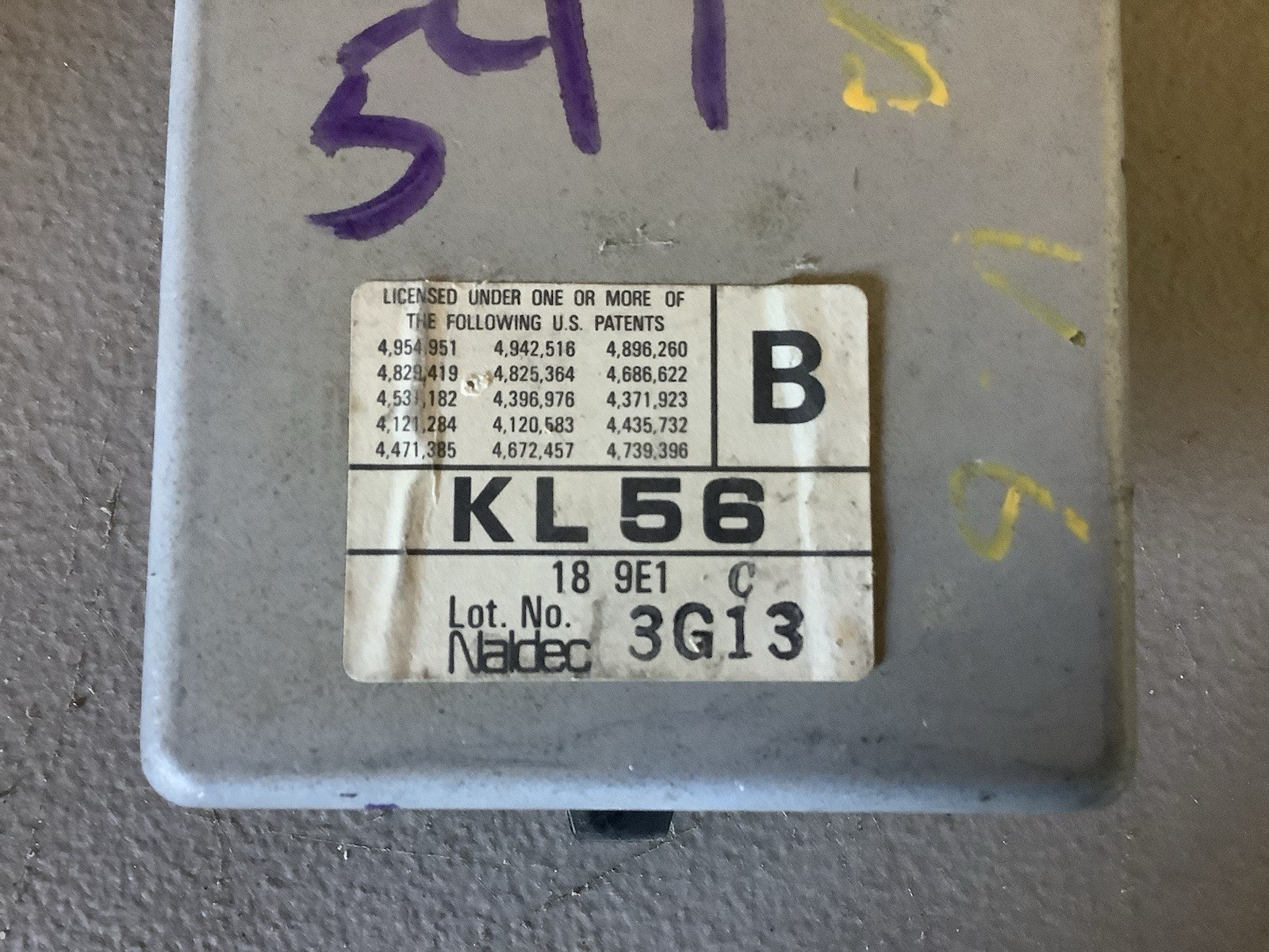 Mazda 626 KL56 18 9E1 Transmission Control Module ((R1-547))