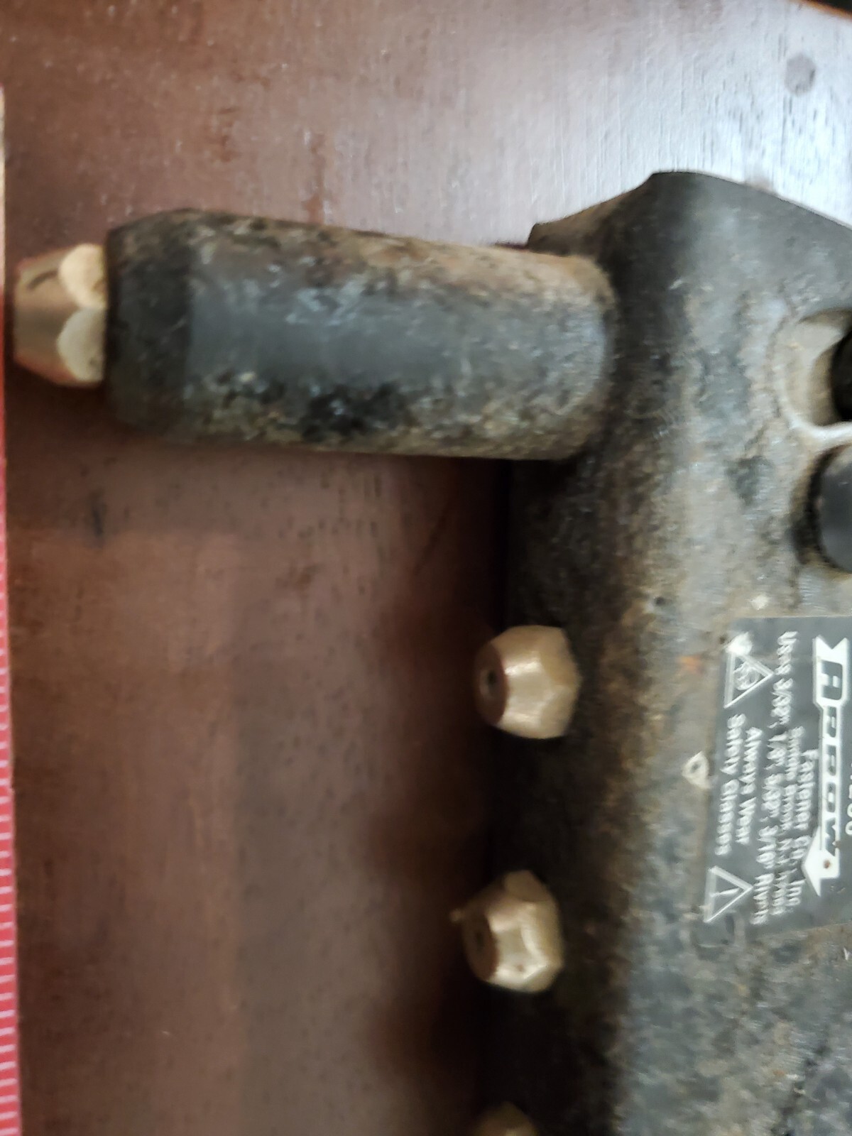 Arrow Fastener Rivet Tool Model RH 200 4 sizes