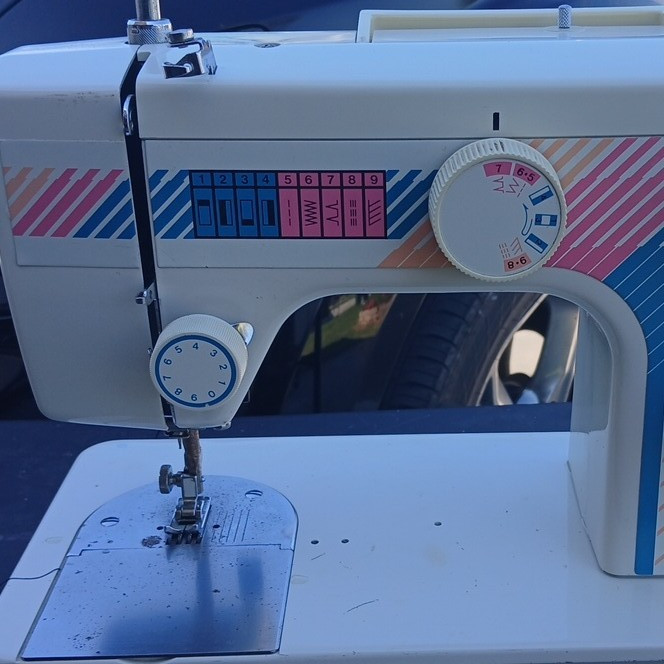 White 1744 Jeans Machine Electric Household Sewing Machine Free Arm Foot Pedal