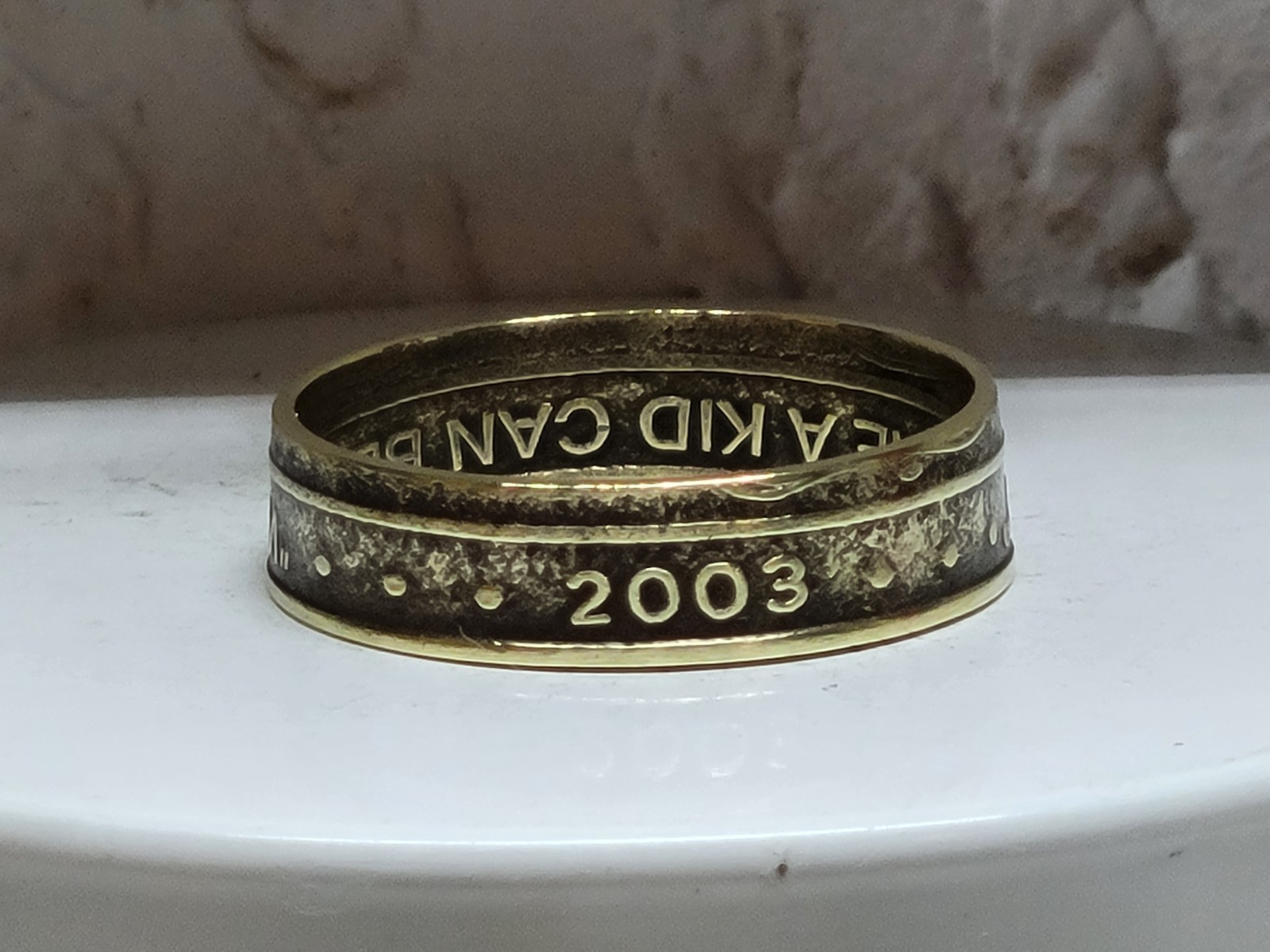 CHUCK e CHEESE - 2003 - Size 12 Token Coin Ring