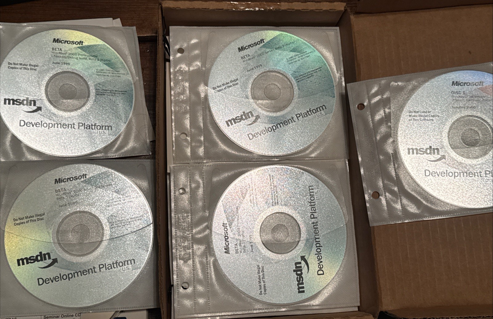 Microsoft Office 2000 Beta 2 Build 2221B from Oct 1998 MSDN Extras Technet Lot