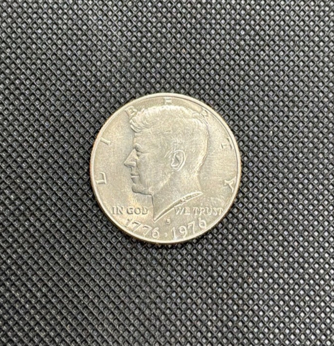1976 Kennedy Half Dollar Bicentennial