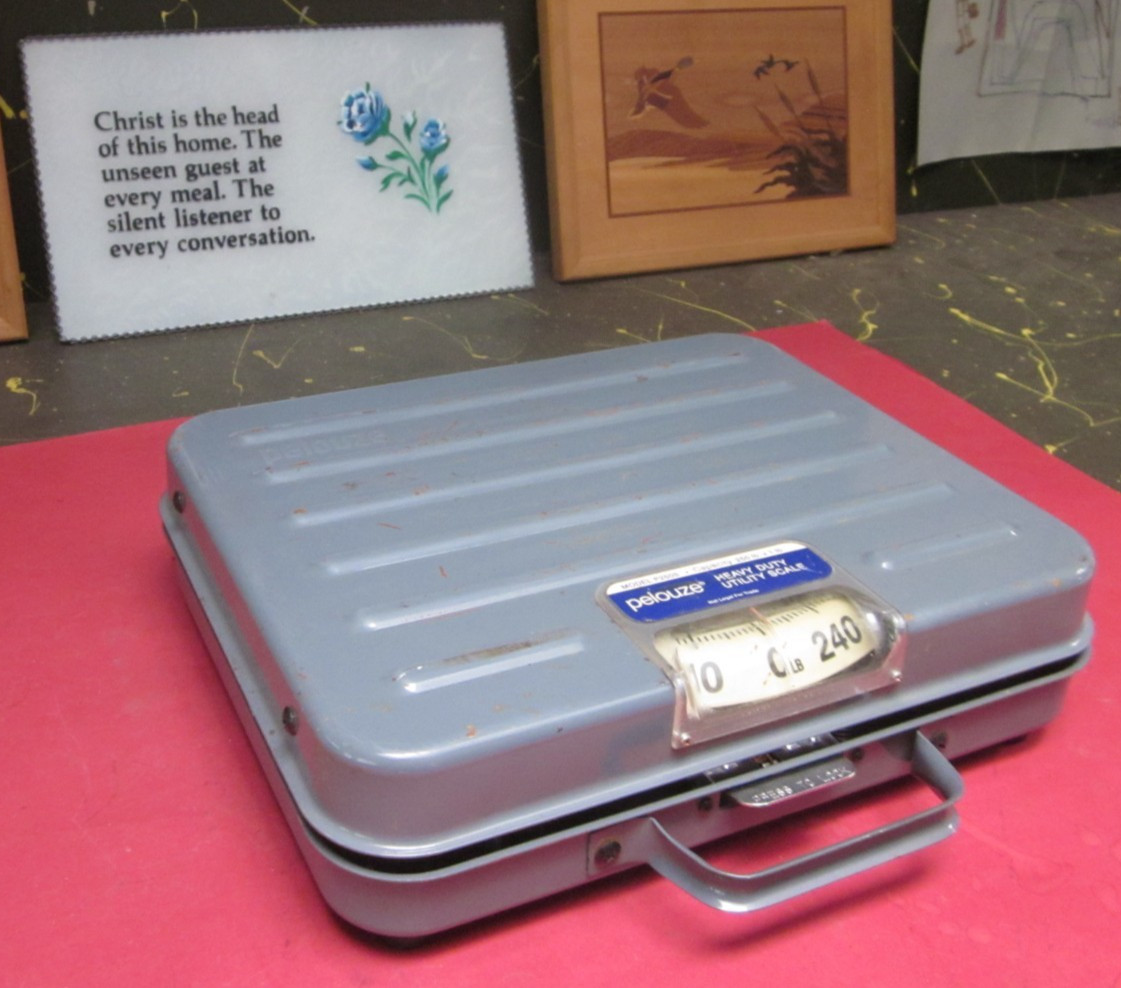 Pelouze heavy duty utility scale, mechanical, cap. 250 lbs. x 1 lb.