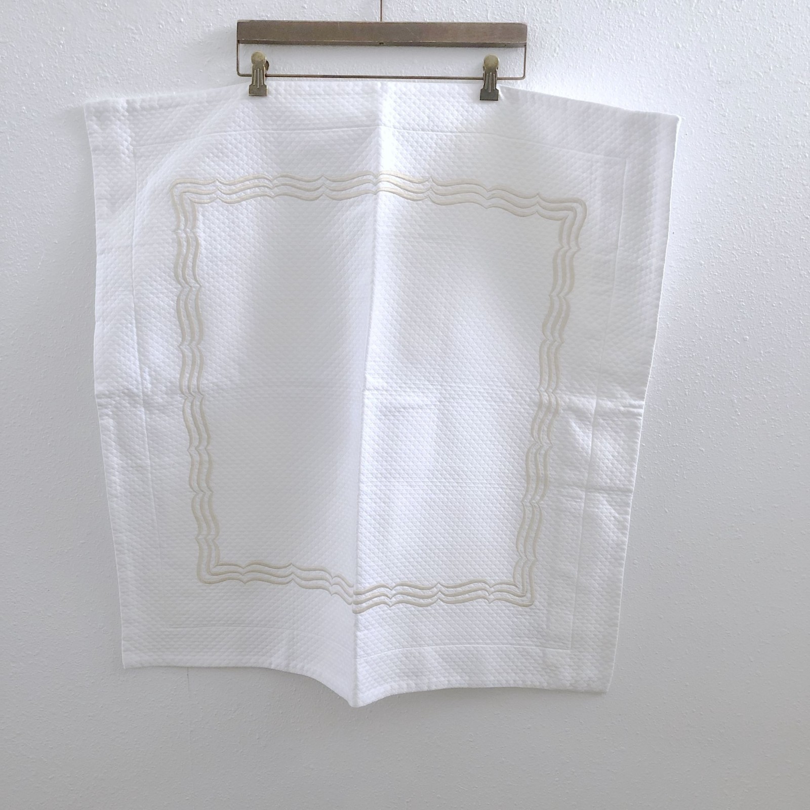 SCHWEITZER Quilted Single Sham