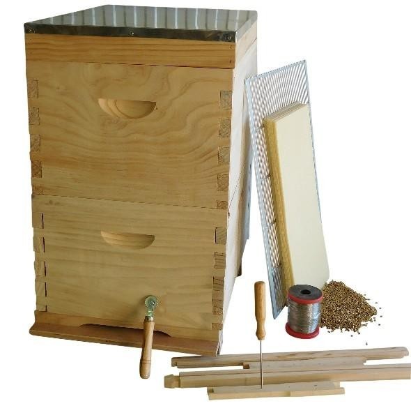 Beekeeping Starter Kit 1 Oz Armour New Zealand Pine Beehive & Tools