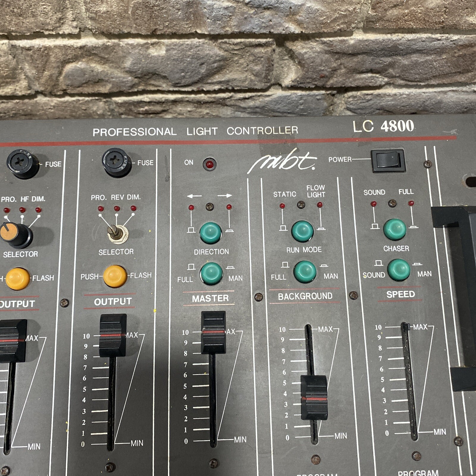 MBT LC4800 Professional Light Controller/MAR649
