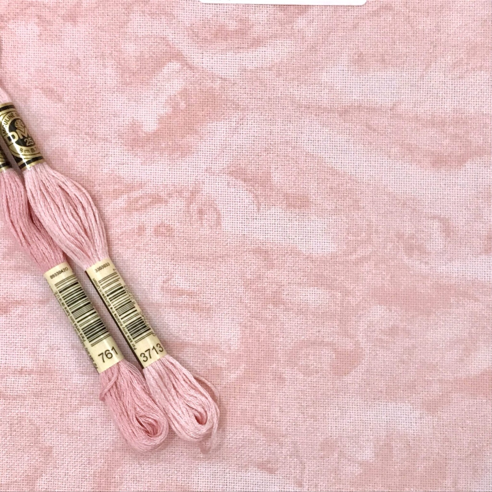 Cross Stitch 32 count Lugana even weave Zweigart Vintage Rose Pinks 18x27
