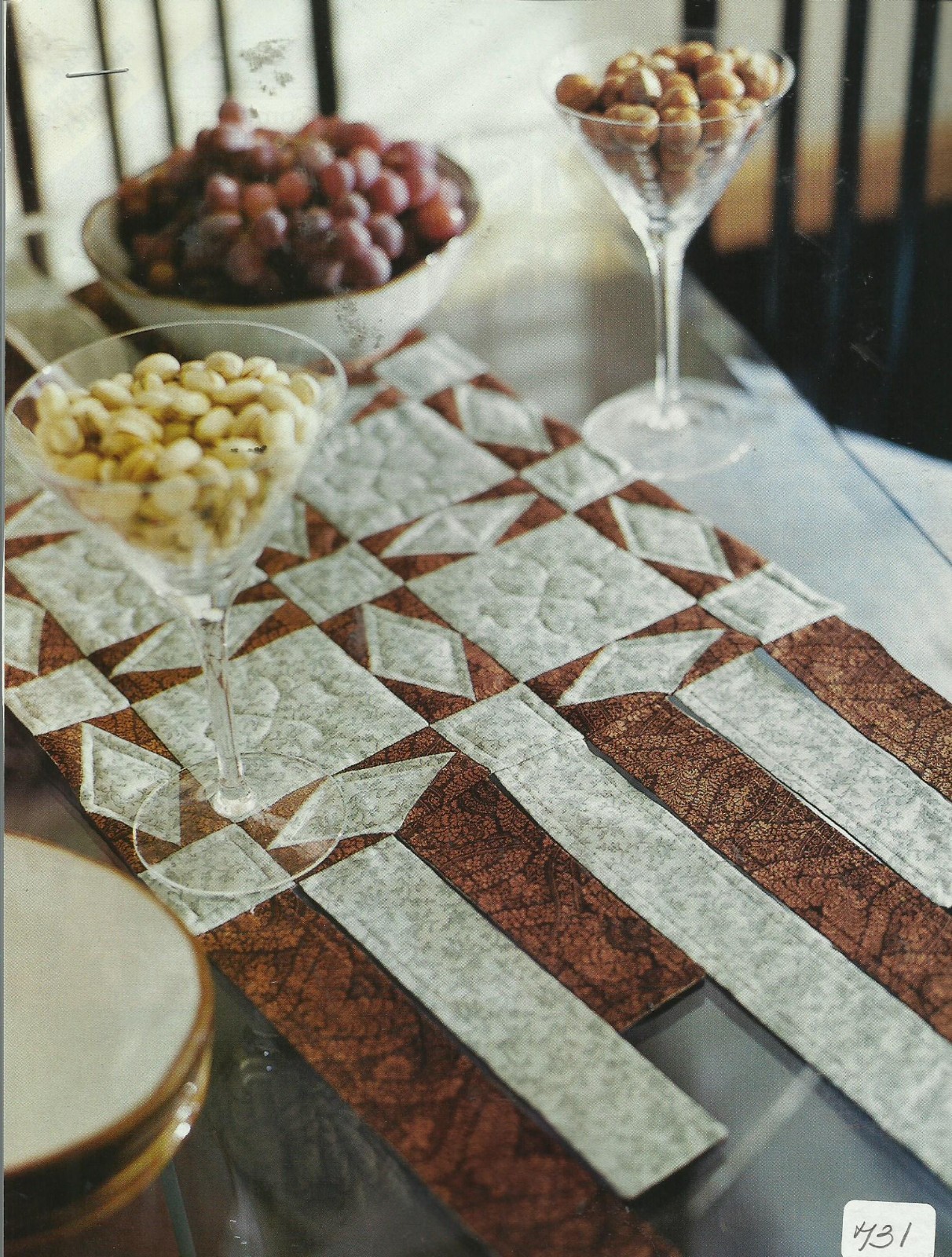 C0598  DARTING MINNOWS TABLE TOPPER QUILT  PATTERN/INSTRUCTIONS