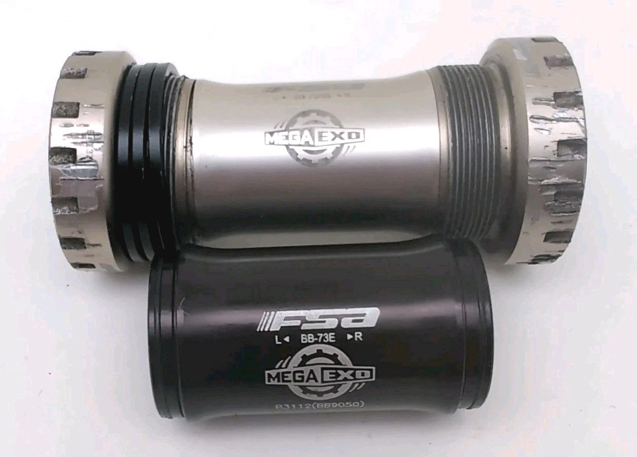 LOT: FSA Mega EXO 24mm BB-70/68 Bottom Bracket & BB-7E LOOK