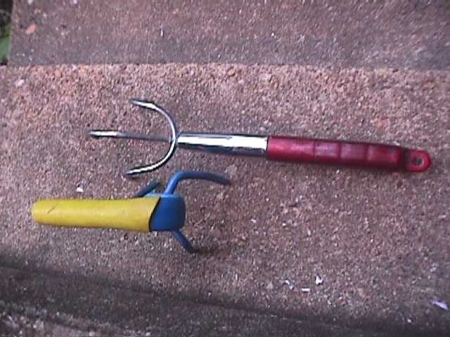 MINI HAND GARDEN GLAW and TRUE TEMPER HAND RAKE