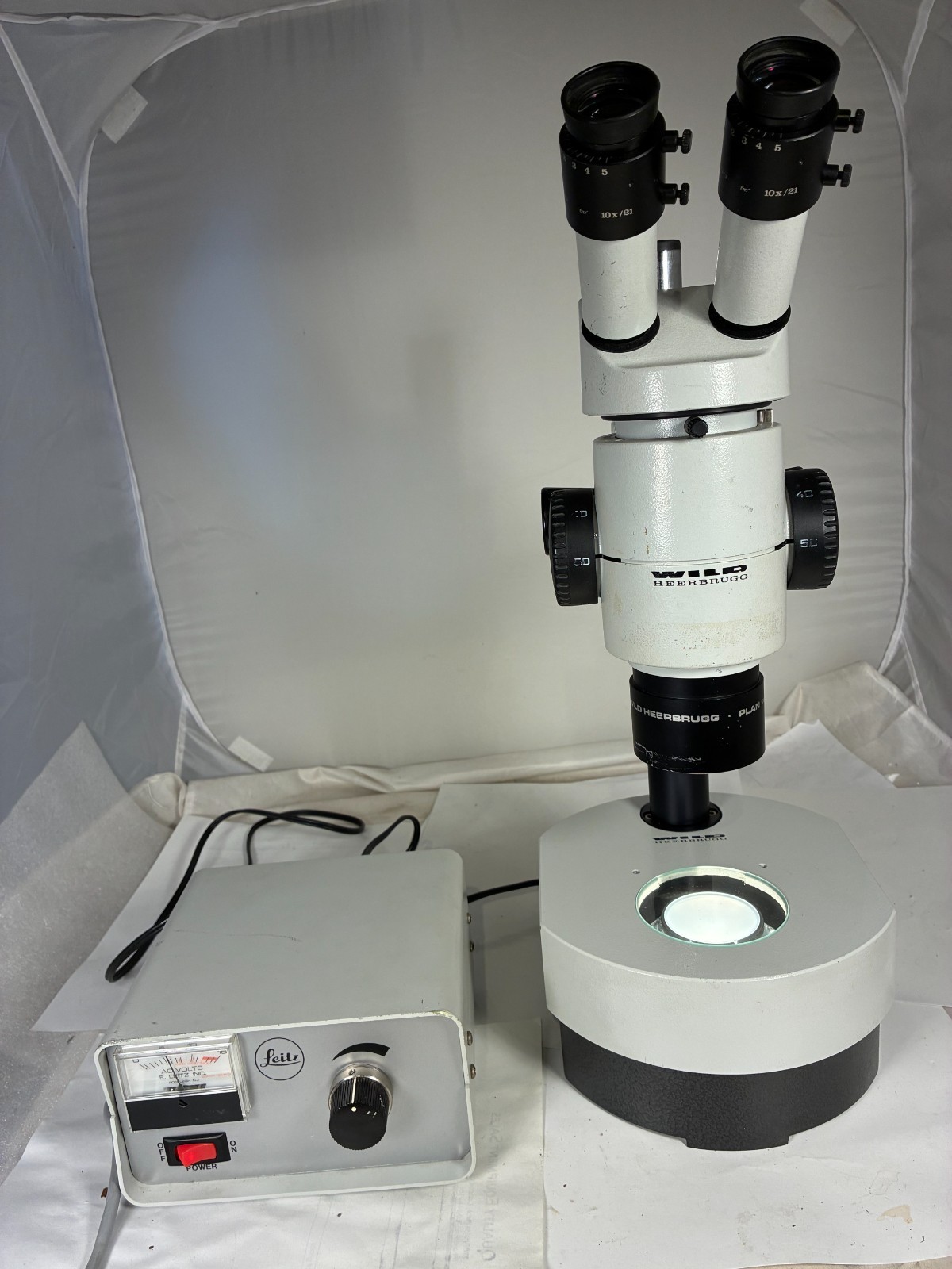 WILD M8 MICROSCOPE with 10x eyepieces, Wild transmitted light base, transformer
